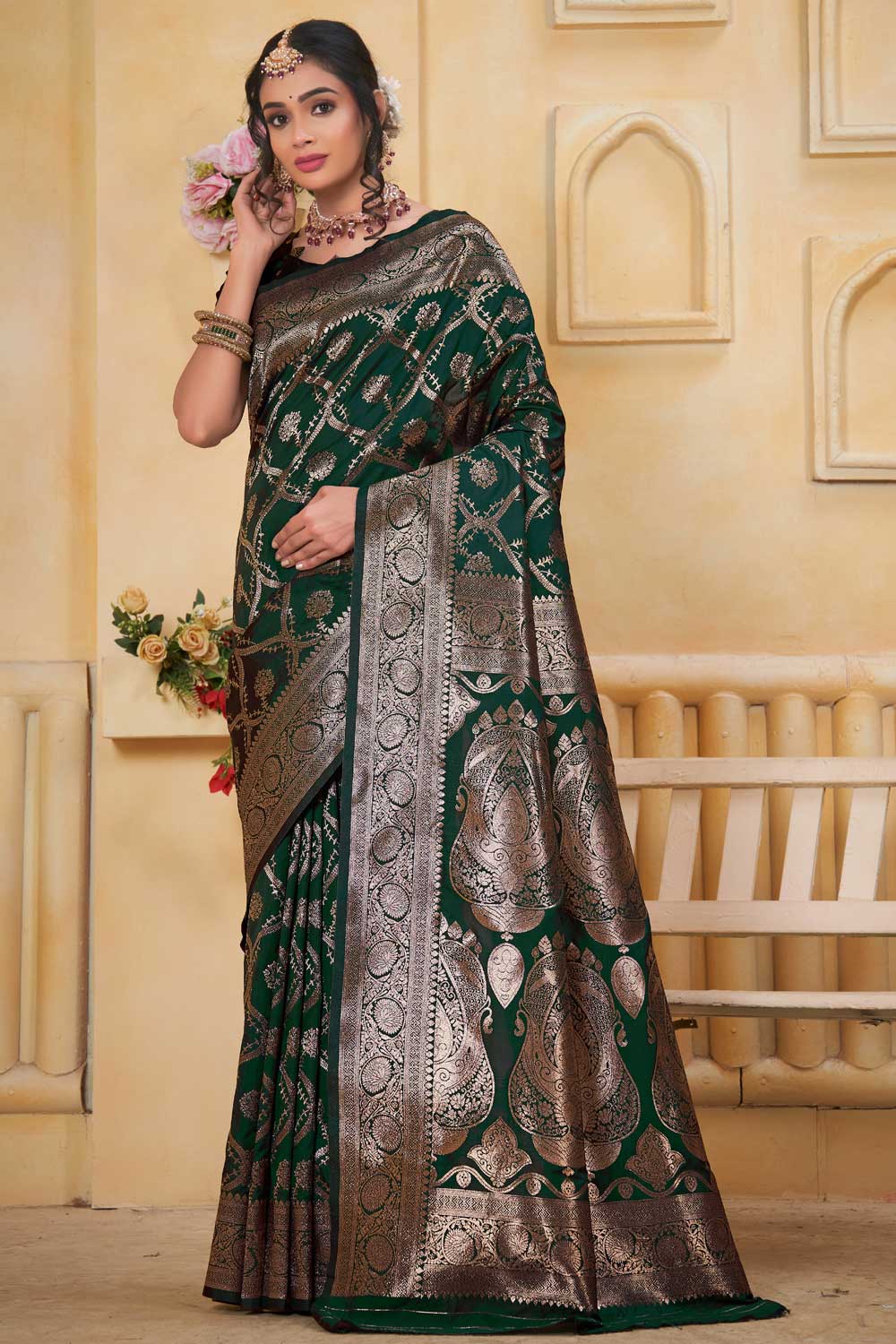 Weaving Banarasi Jari Art Silk Dark Green Casual Saree