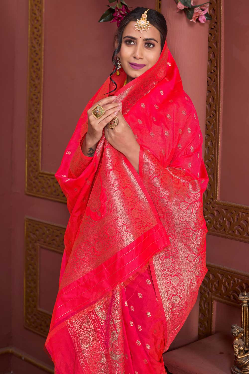 Attractive Pink Weaving Banarasi Jari Art Silk Saree