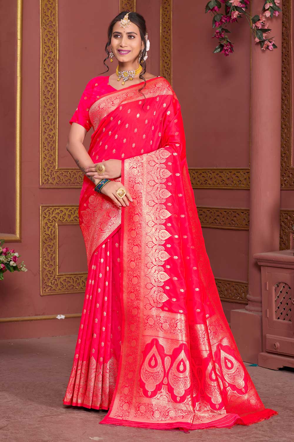 Attractive Pink Weaving Banarasi Jari Art Silk Saree