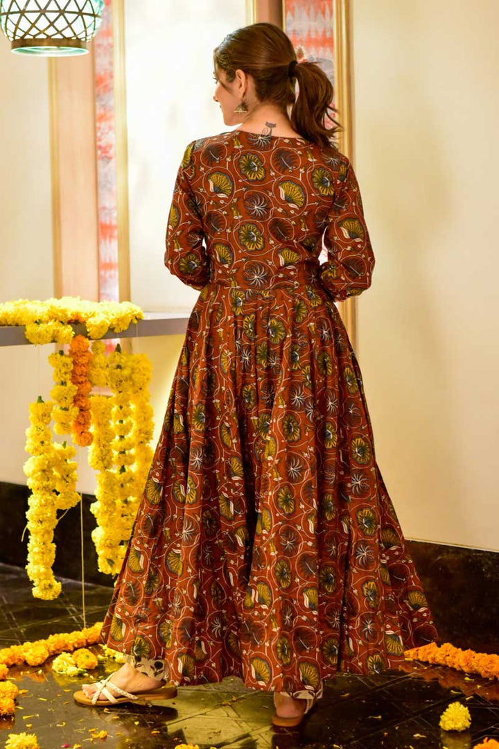 Rust Color Cotton Fabric Tempting Readymade Kurti With Bottom