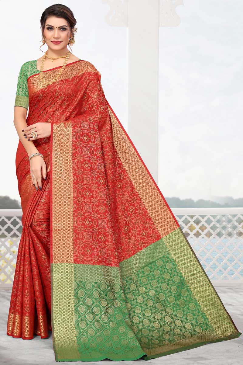 Mesmeric Red Color Festival Wear Saree In Patola Silk Fabric