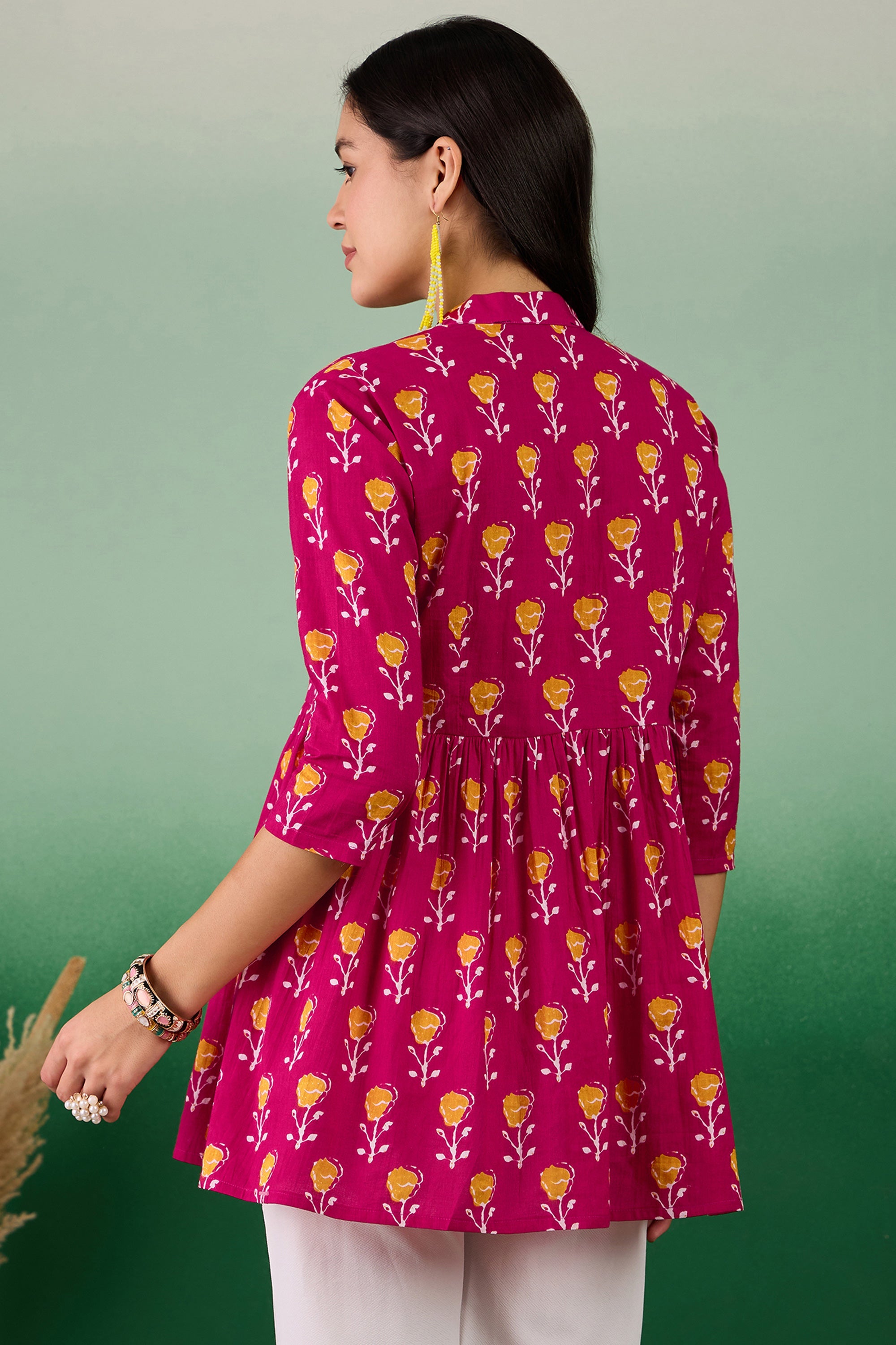 Appealing Pink Color Cotton Fabric Casual Wear Readymade Kurti