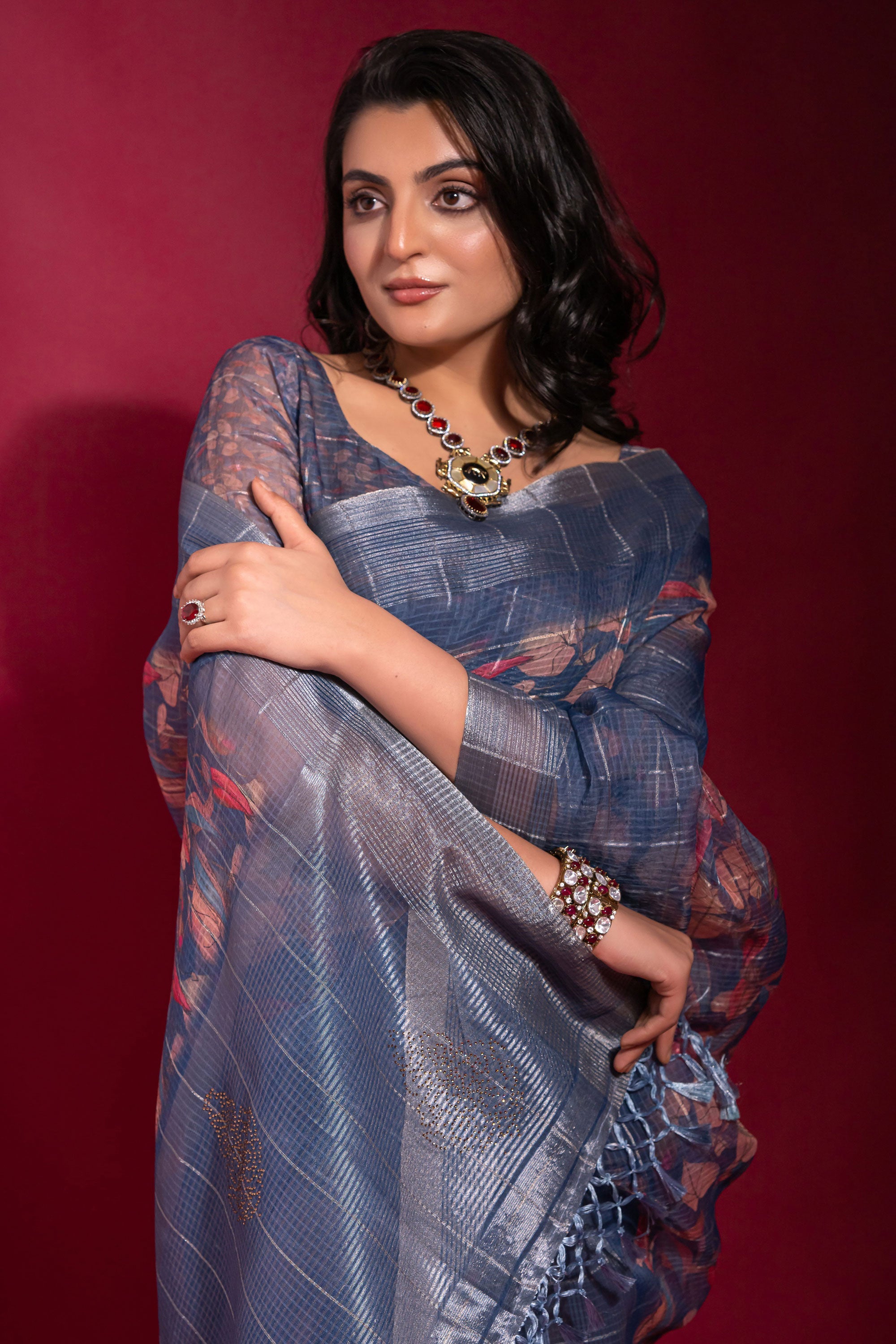 Navy Blue Printed Pure Linen Zari Pattern Checks Saree