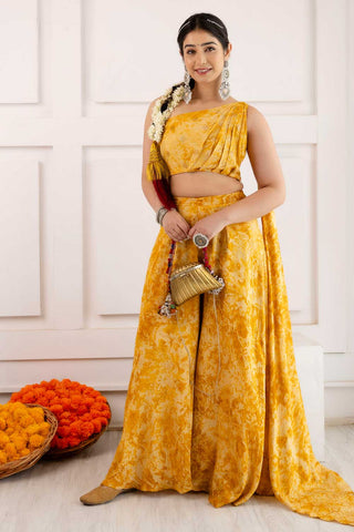 Trendy Viscose Fabric Yellow Color Indo Western palazzo Suit