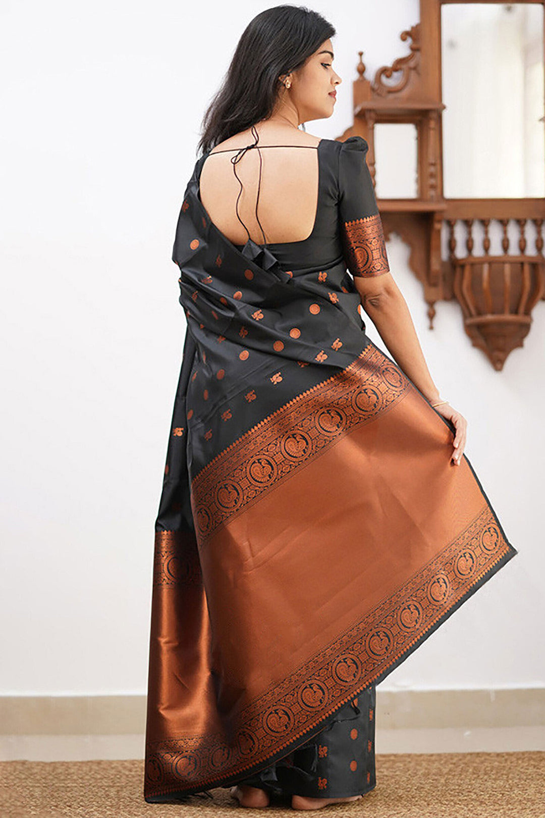 Black Color Art Silk Fabric Coveted Saree With Jacquard Work
