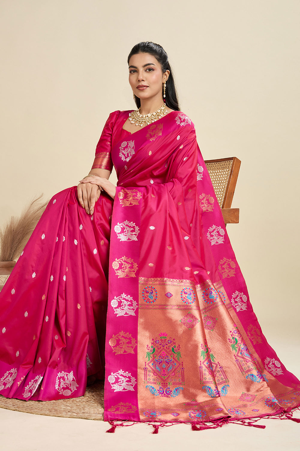Banarasi Silk Fabric Luxurious Sarees In Magenta Color | Buy Online India
