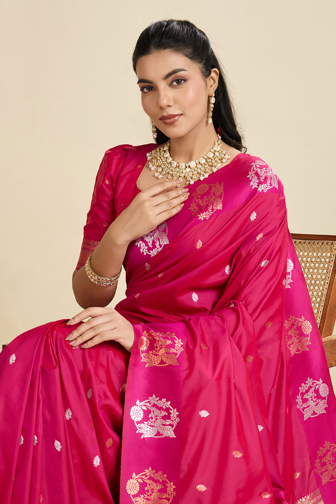 Banarasi Silk Fabric Luxurious Sarees In Magenta Color | Buy Online India
