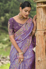 Load image into Gallery viewer, Vaishnavi Andhale Lavender Color Glorious Wedding Wear Dola Silk Saree With Border Work
