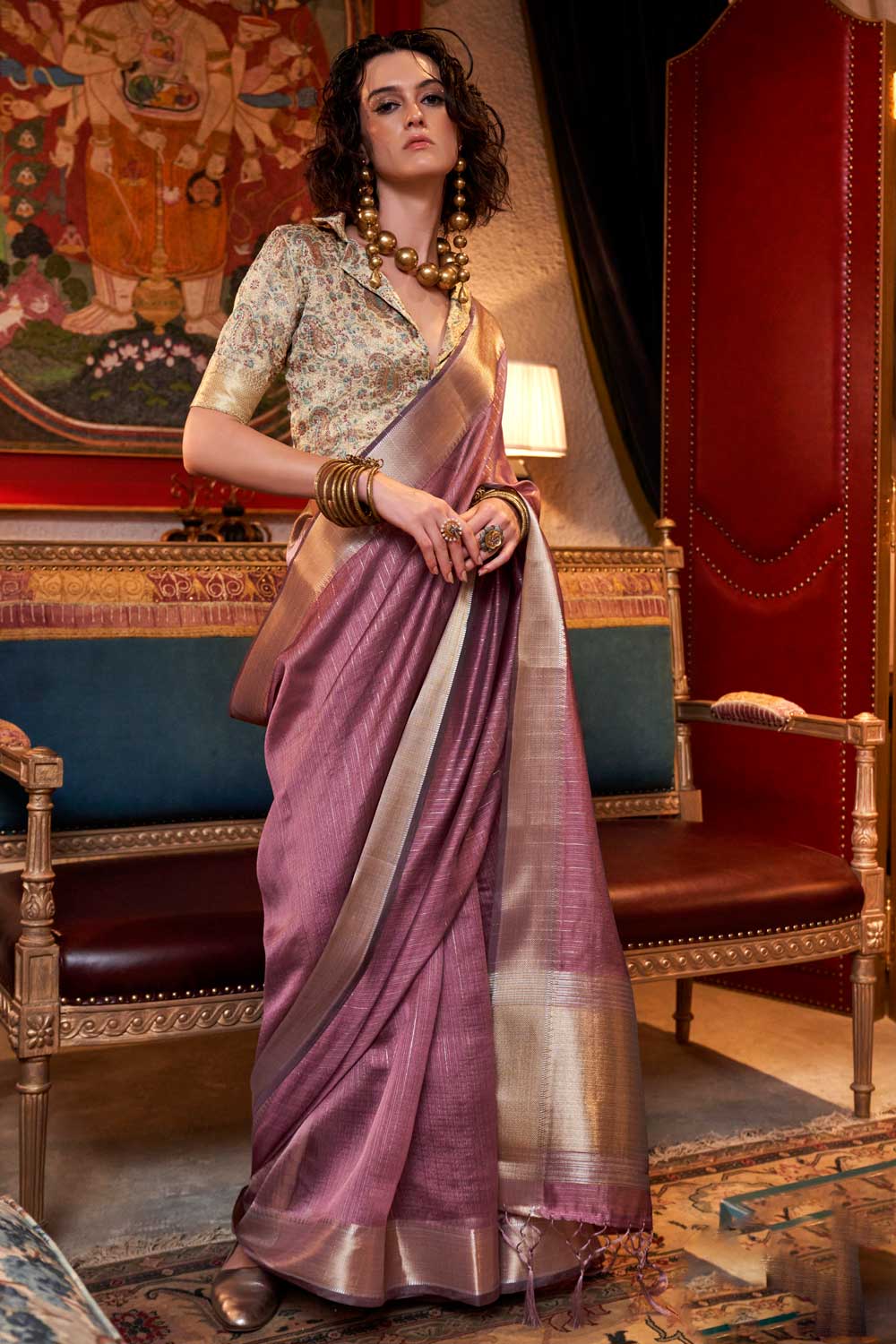 Weaving Work Soothing Chiffon Saree In Pink Color