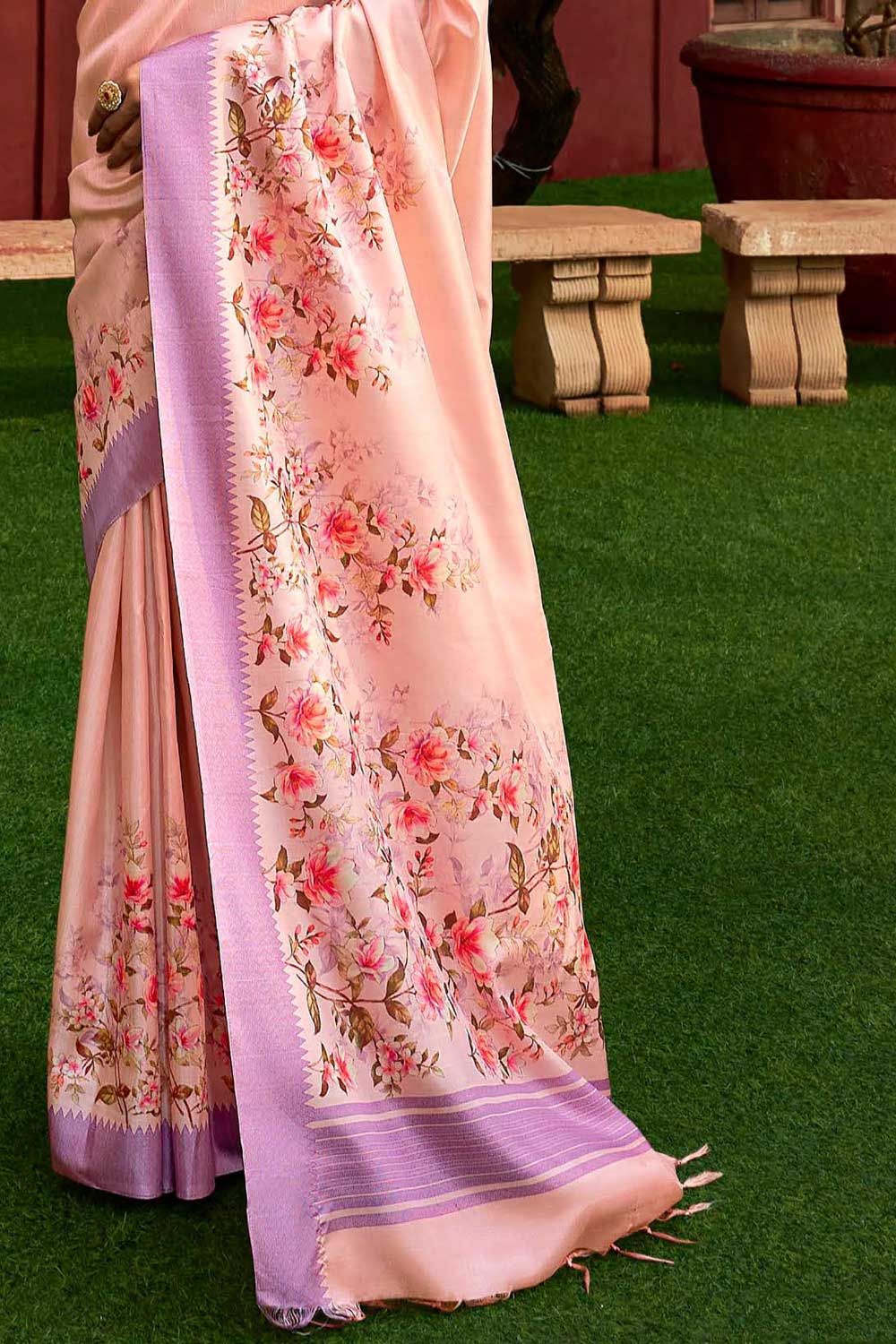 Creative Pink Color Art Silk Fabric Floral Printed Saree