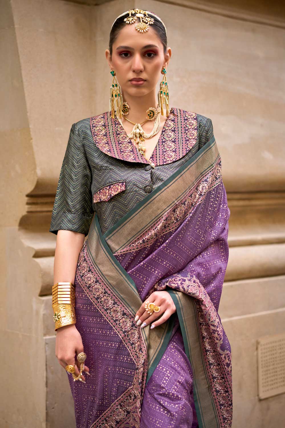 Incredible Viscose Fabric Purple Color Printed Saree