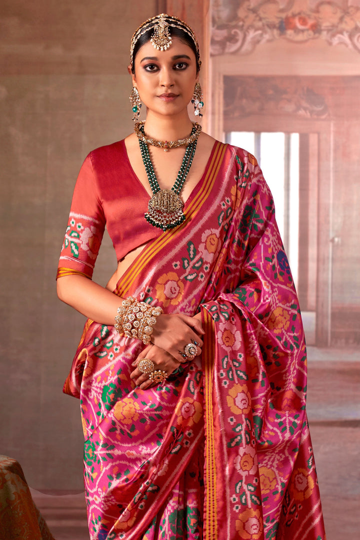 Appealing  Art Silk Fabric Patola Printed Saree In Pink Color