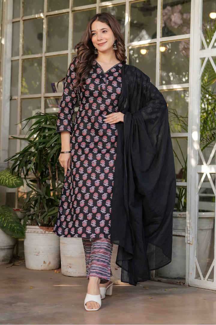 Cotton Printed Black Readymade Salwar Suit For Festive Wear | Buy Online India