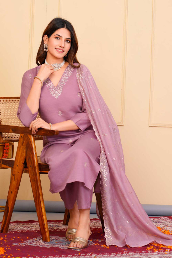 Lavender Color Viscose Fabric Princely Readymade Embroidered Salwar Suit