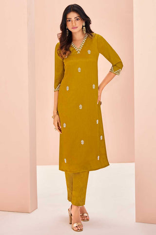 Mustard Color Chinon Fabric Beatific Kurti With Bottom