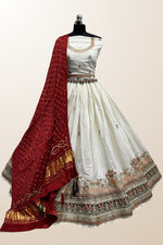 Load image into Gallery viewer, Art Silk Fabric White Color Function Wear Lakhanavi Embroidered Lehenga
