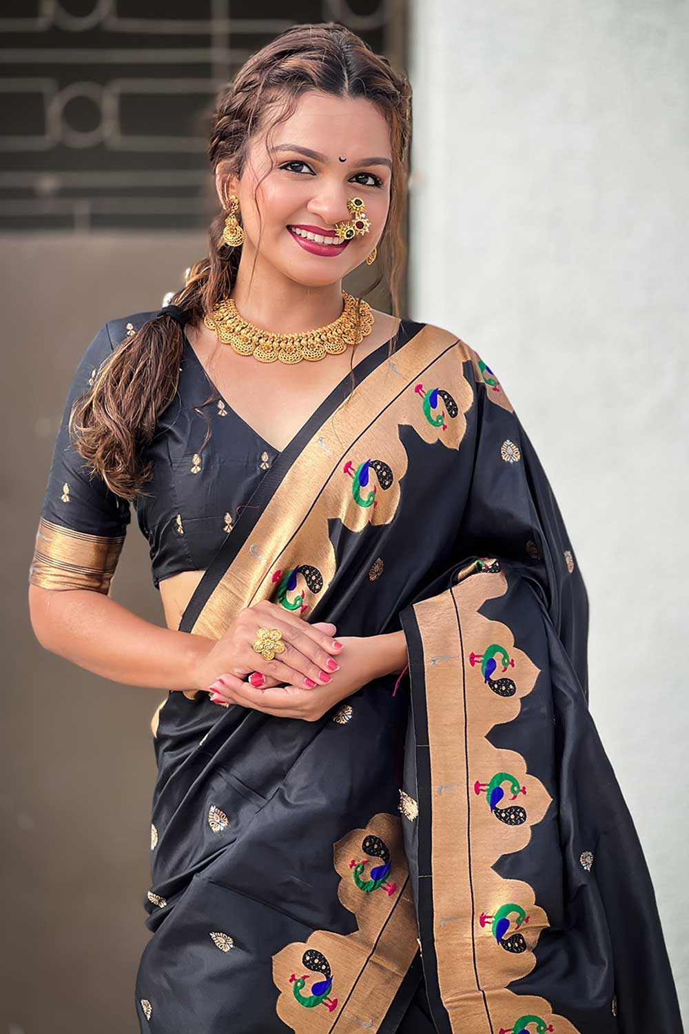 Black Color Glorious Paithani Silk Saree With Weaving Work