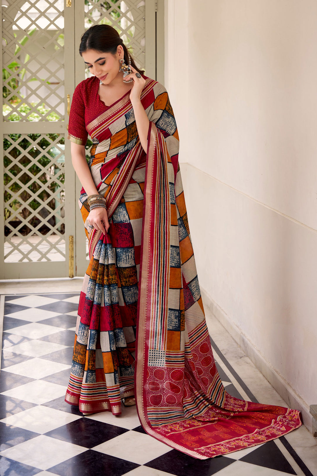 Awesome Viscose Fabric Printed Saree In Maroon Color | Buy Online India