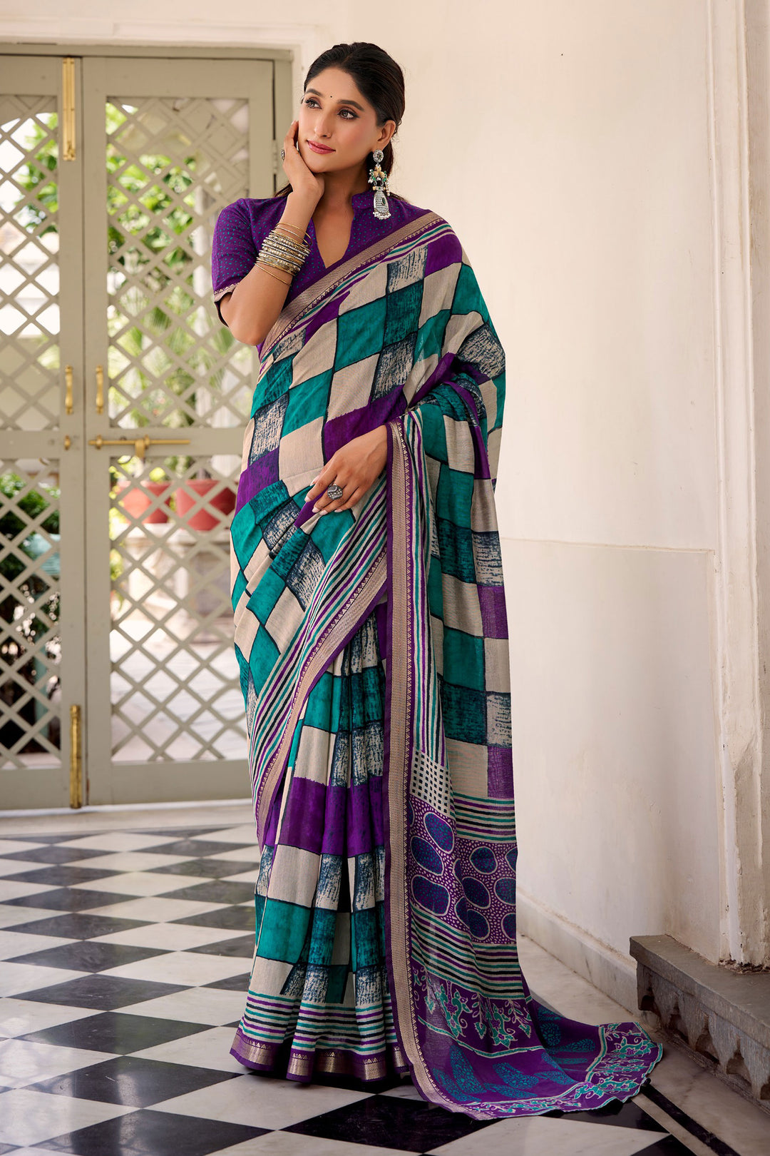 Sobar Purple Color Viscose Fabric Printed Saree | Buy Online India