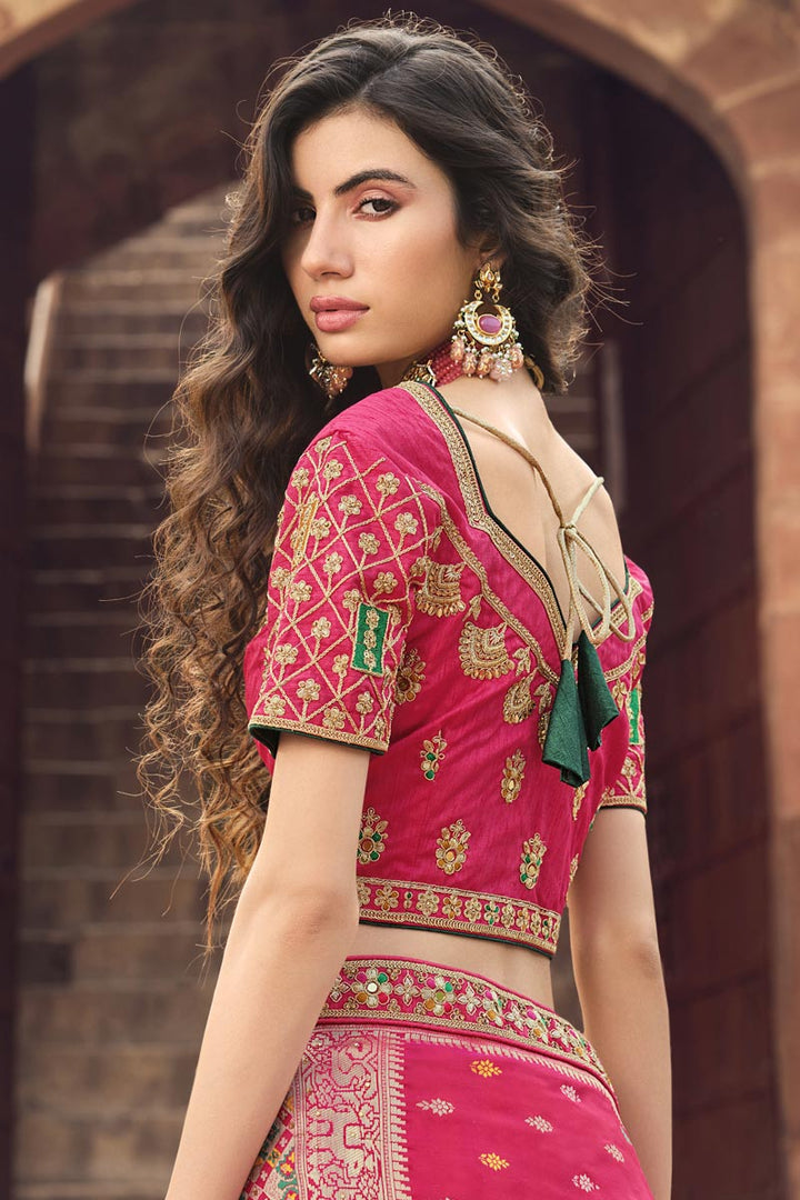 Pink Color Silk Fabric Ravishing Wedding Wear Lehenga