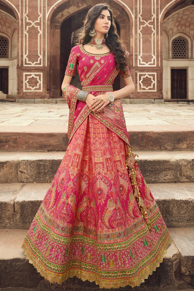 Pink Color Silk Fabric Ravishing Wedding Wear Lehenga
