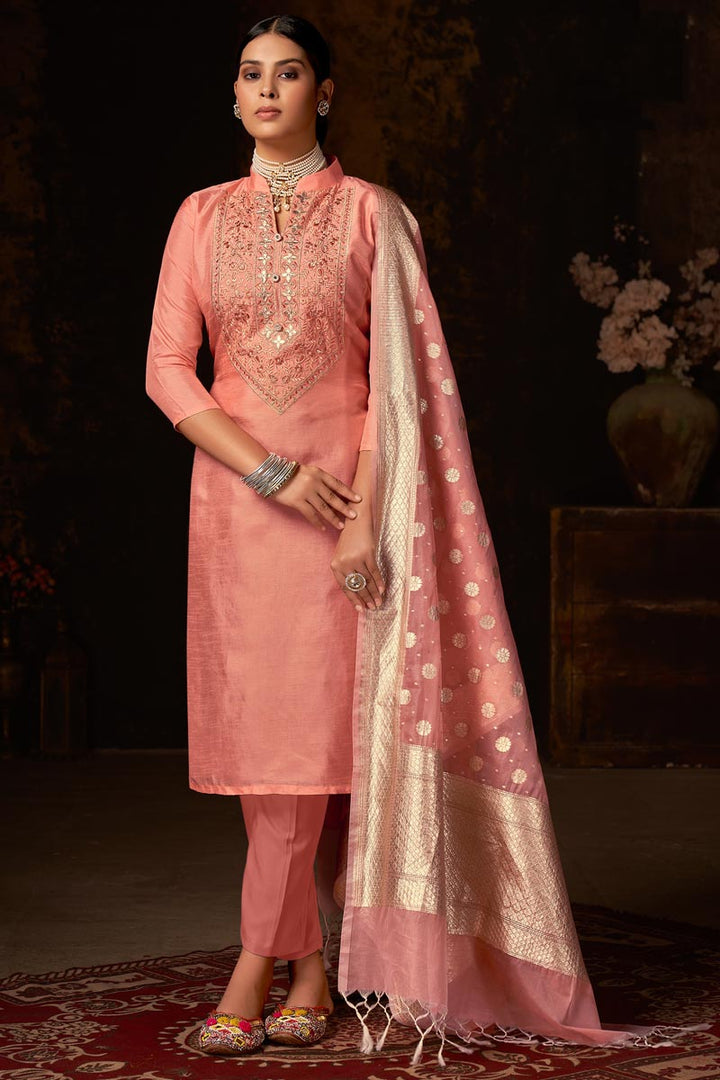 Captivating Art Silk Fabric Salwar Suit In Peach Color