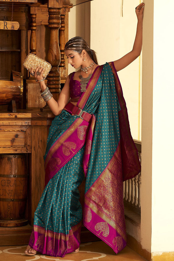 Paithani sarees - Shop online for Trending paithani silk sarees -dvanza