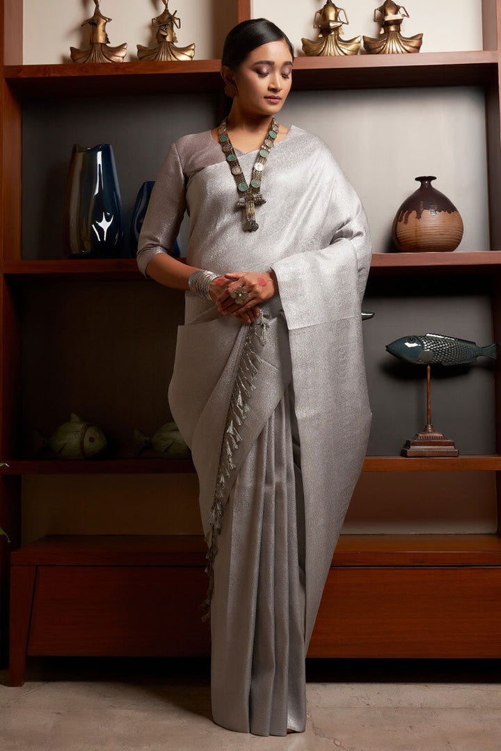 Engaging Grey Kanjivaram Silk Saree With Weaving Work