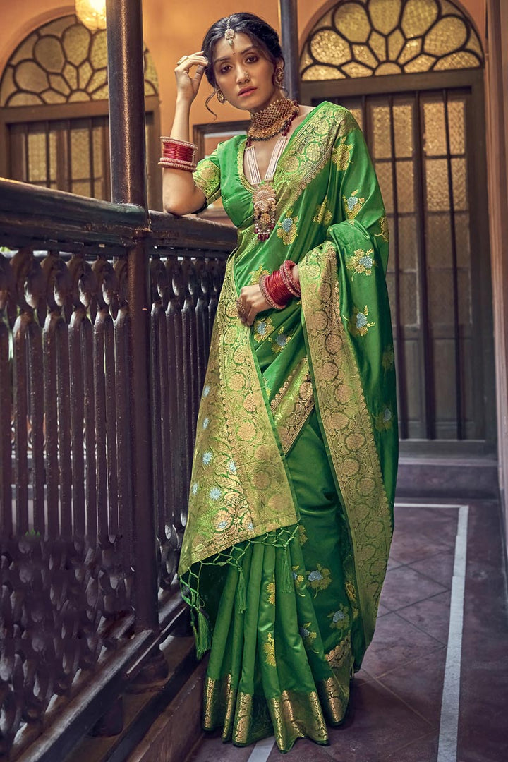 Green Color Banarasi Art Silk Fabric Tempting Weaving Work Saree