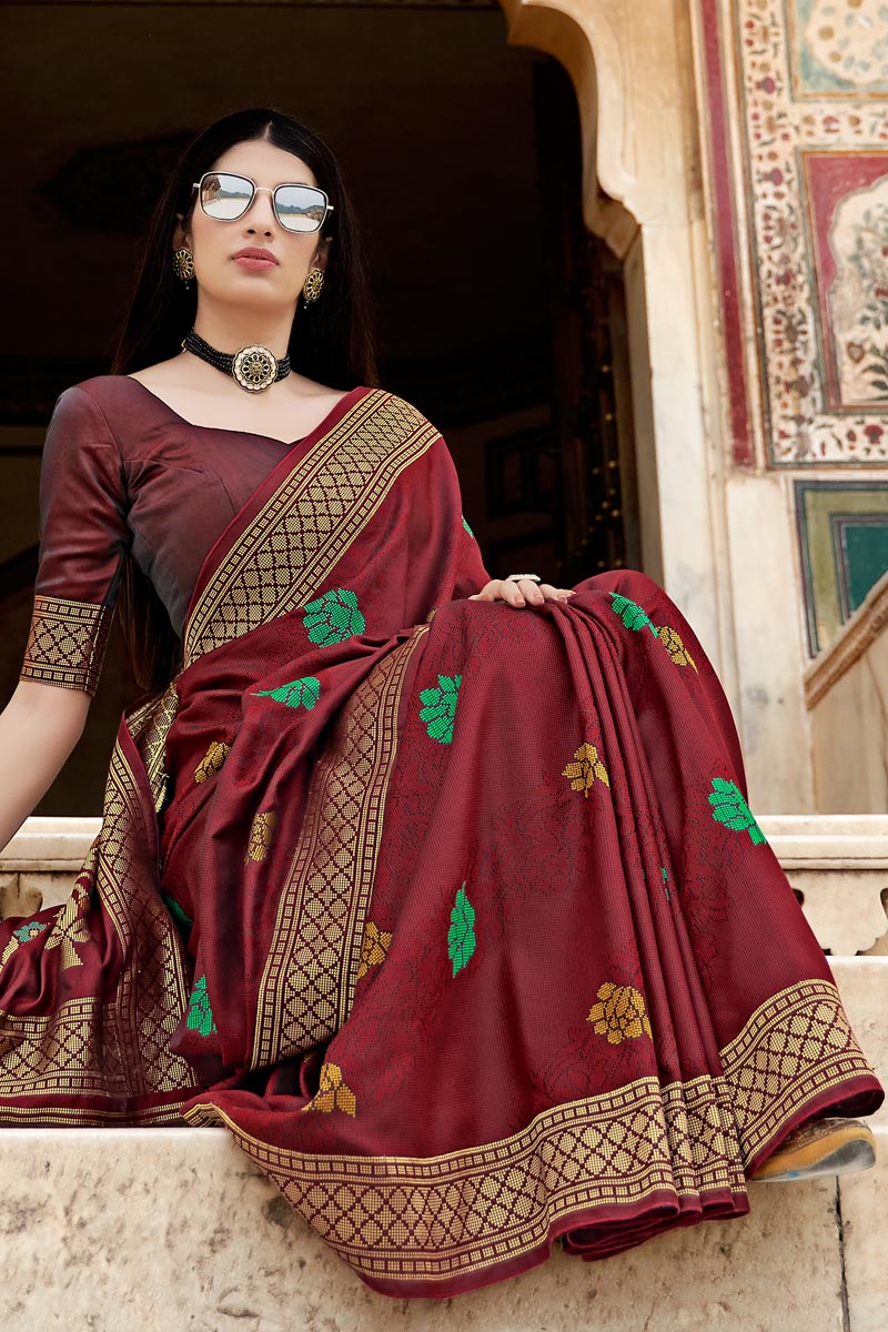 Art Silk Fabric Wedding Wear Maroon Color Fancy Weaving Work Saree