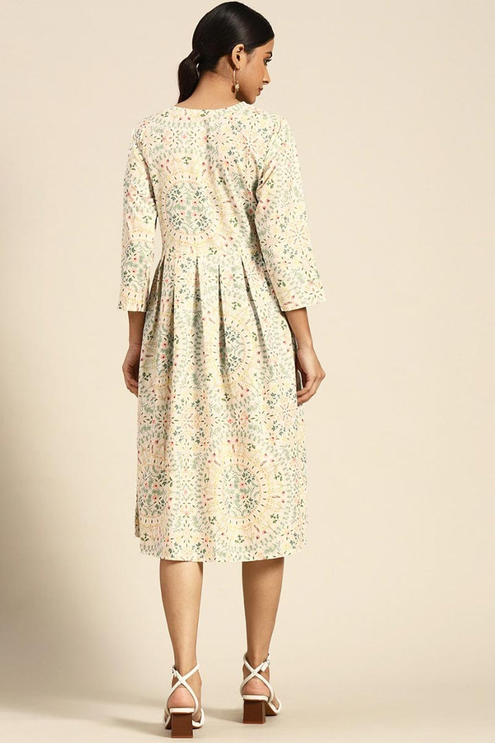 Elegant Off White Color Crepe Fabric Kurti