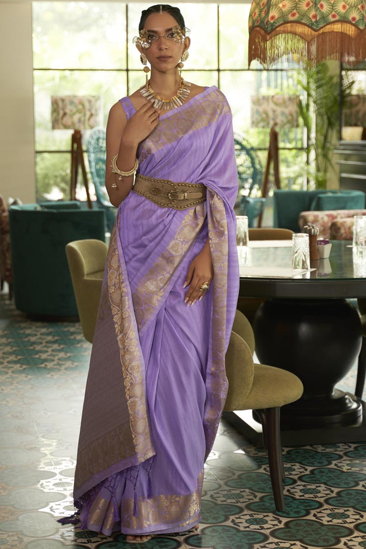 Festive Look Art Silk Fabric Soothing Saree In Lavender Color