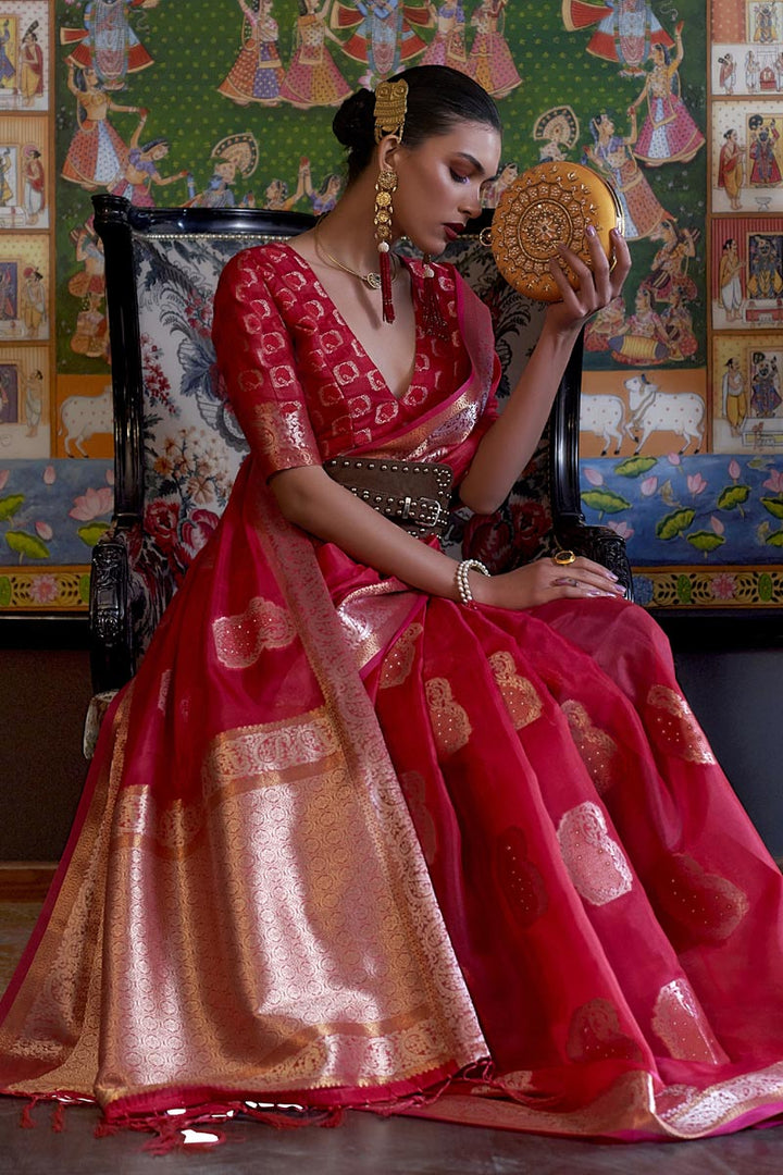 Red Color Organza Fabric Tempting Handloom Weaving Saree