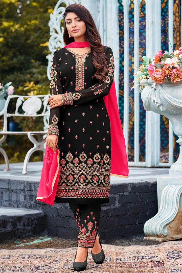 Splendid Georgette Fabric Black Color Party Wear Salwar Suit With Embroidered Work