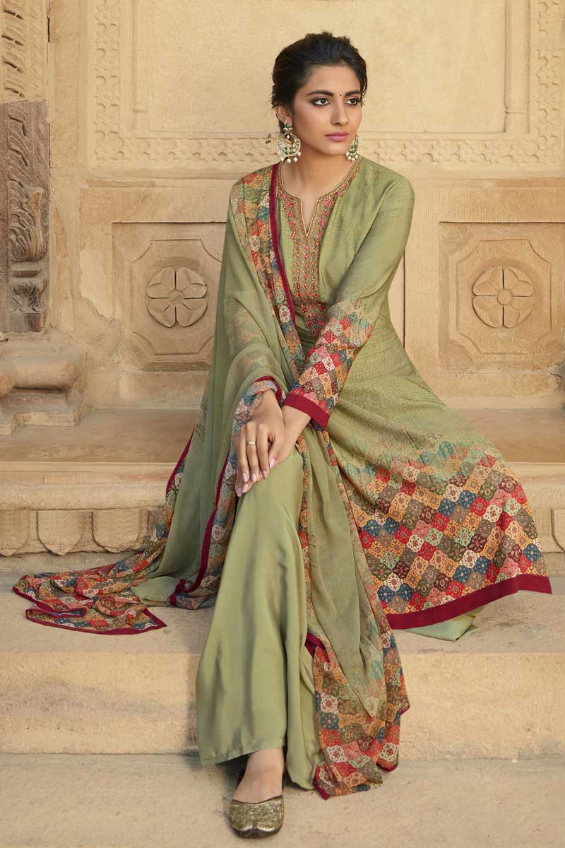 Sea Green Color Graceful Crepe Fabric Casual Wear Palazzo Suit With Printed Work