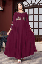Load image into Gallery viewer, Party Style Wine Color Enthralling Kurti In Georgette Fabric
