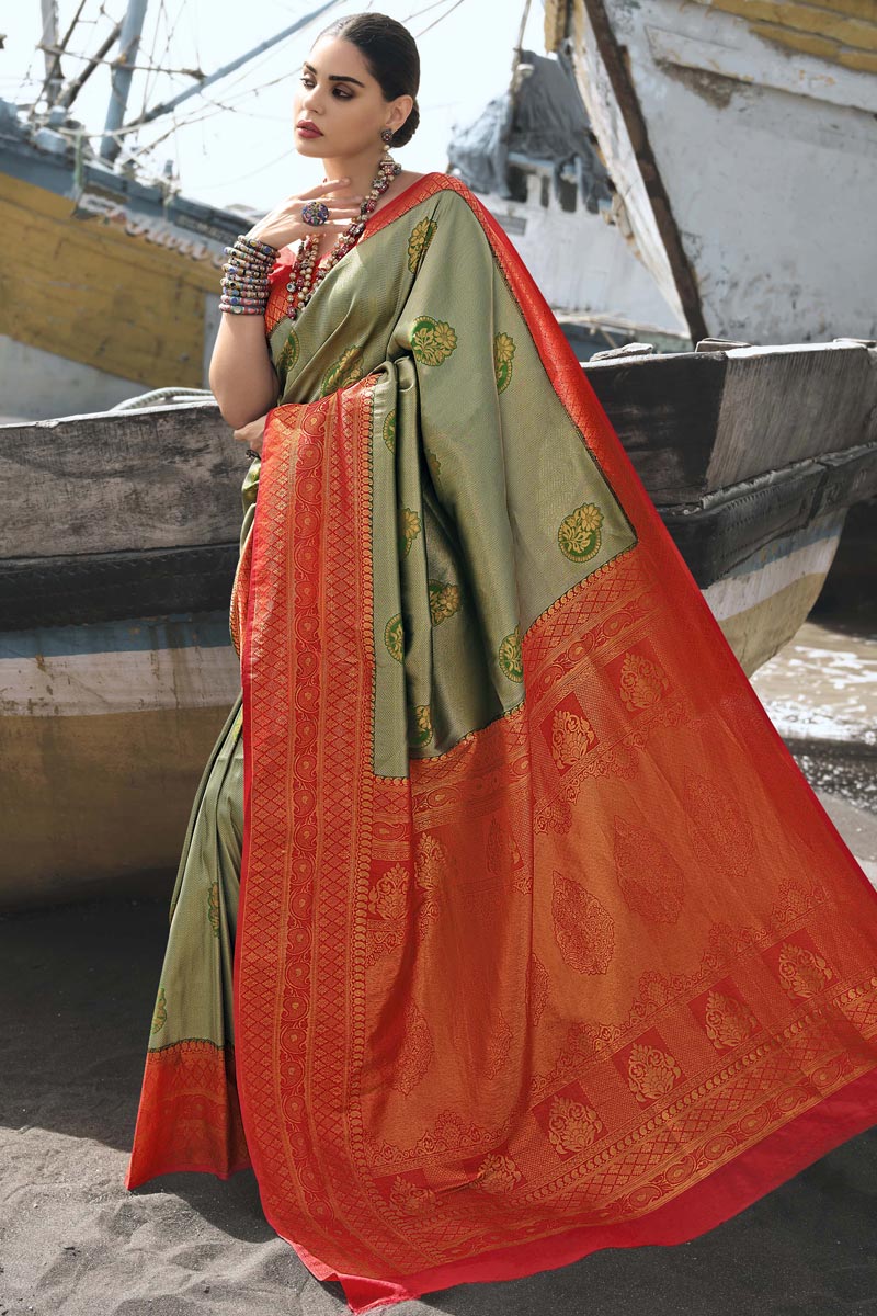 Art Silk Coveted Function Saree In Green Color