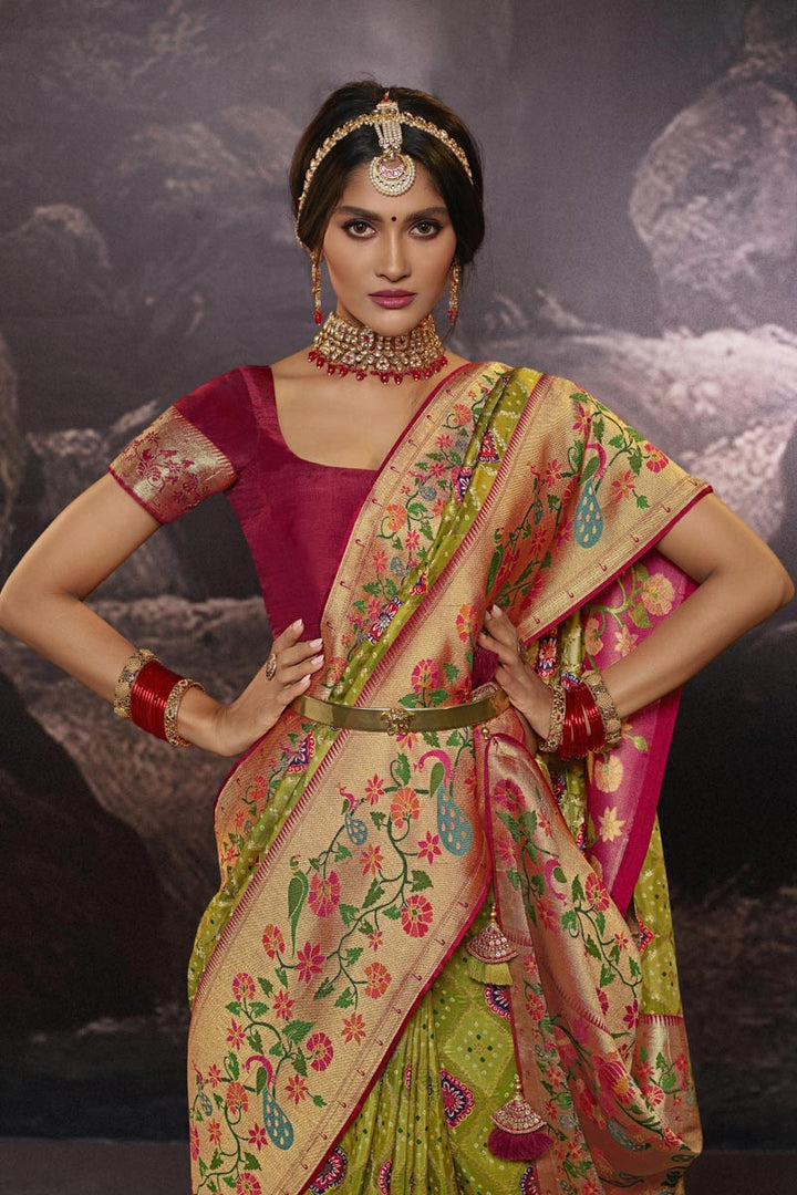 Excellent Art Silk Fabric Green Color Weaving Work Saree