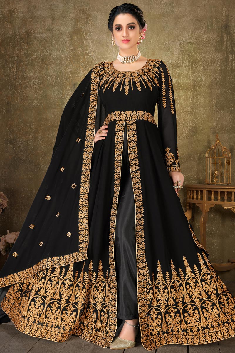 Sangeet Wear Embroidered Black Color Floor Length Anarkali Dress In Georgette Fabric