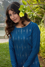 Load image into Gallery viewer, Casual Wear Blue Color Cotton Fabric Kurti
