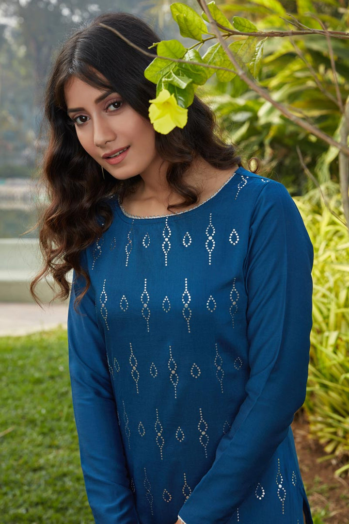 Casual Wear Blue Color Cotton Fabric Kurti