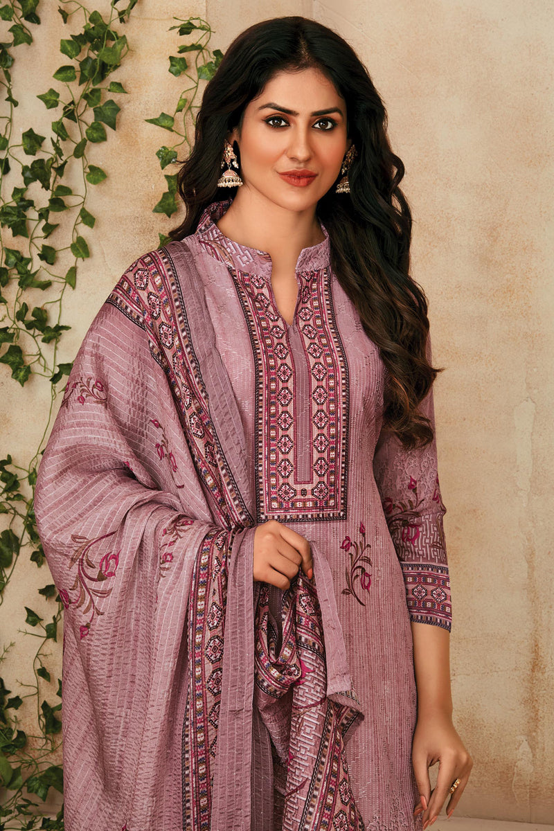 Muslin Fabric Casual Printed Salwar Suit In Pink Color