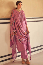Load image into Gallery viewer, Cotton Silk Fabric Pink Color Festival Wear Classic Salwar Suit With Embroidered Work
