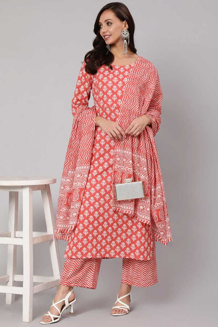 Peach Color Cotton Fabric Pleasant Salwar Suit With Printed Work