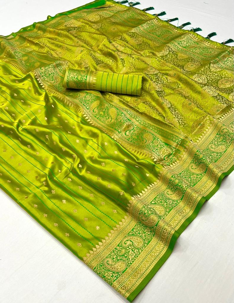 Alluring Party Wear Green Handloom Weaving Satin Silk Saree With Blouse