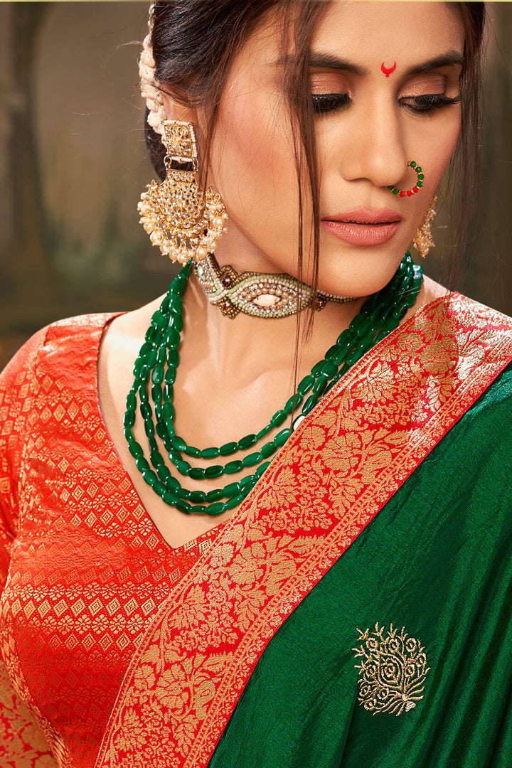Green Color Silk Fabric Saree With Border Work
