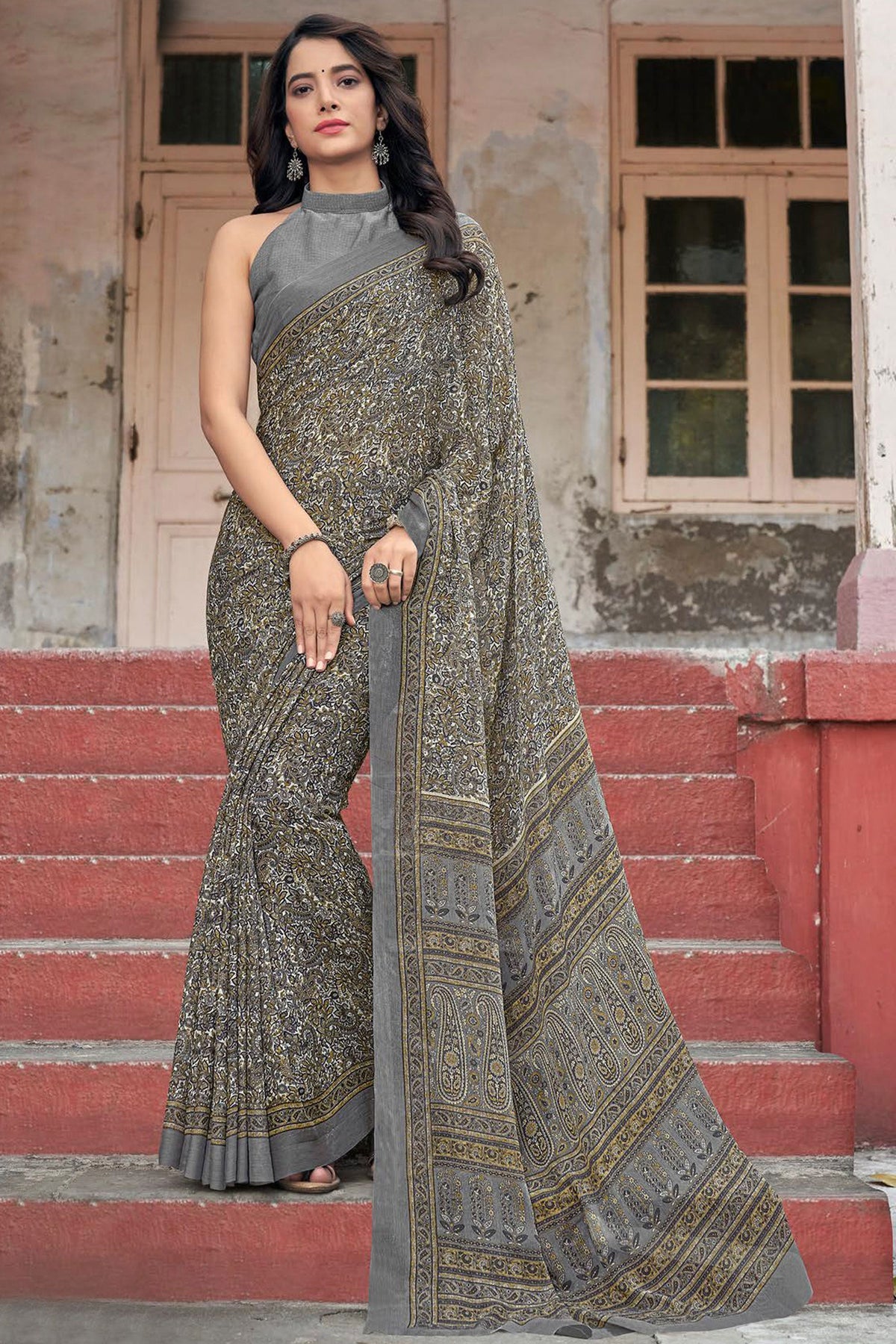 Chiffon Fabric Casual Look Grey Color Printed Saree