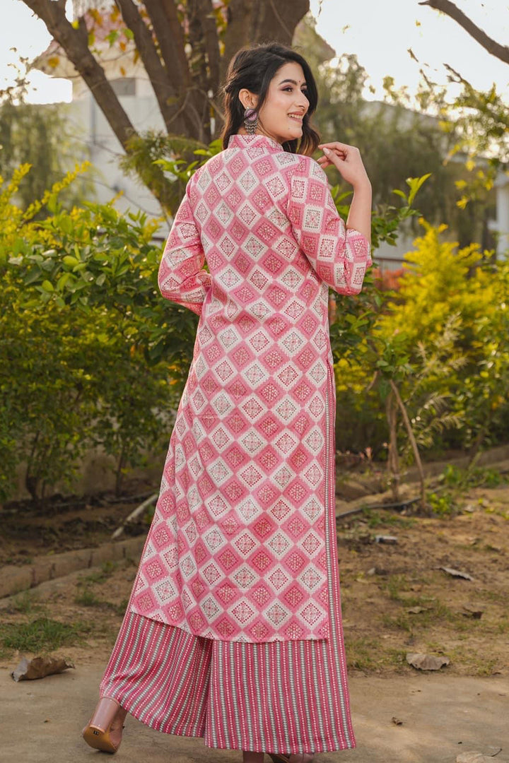 Pink Color Enthralling Digital Printed Work Kurti With Bottom In Rayon Fabric