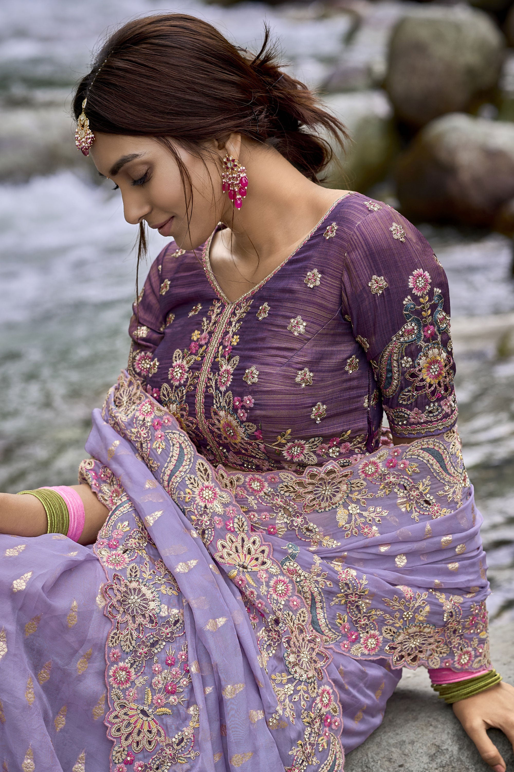 Creative Embroidered Work On Saree In Lavender Color Fancy Silk Fabric