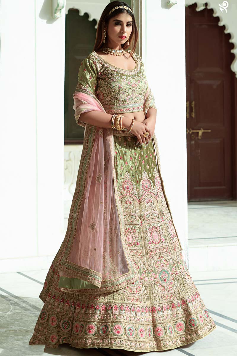 Wedding Wear Velvet Fabric Designer Sea Green Color Embroidered Work Enthralling Lehenga